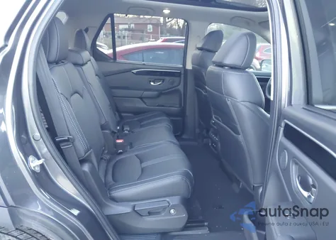 2025 Honda Pilot Touring z USA, uszkodzony, nr VIN 5FNYG1H78SB177552